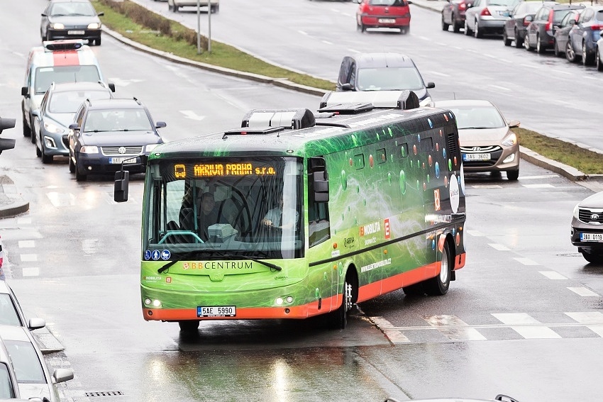 Elektrobus PST CEZ ARRIVA 13